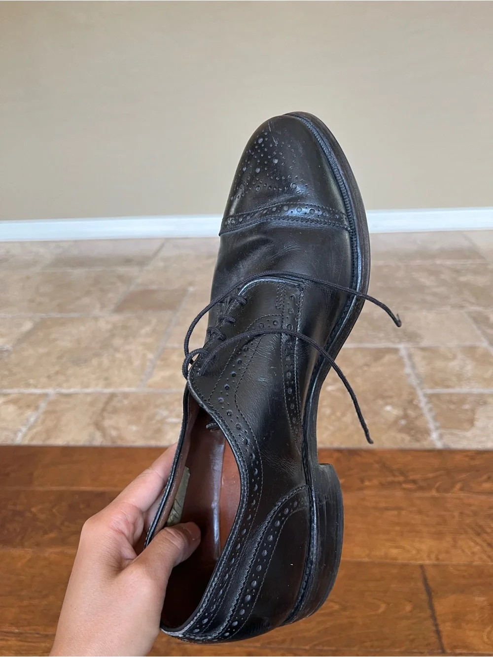 Classic Men's Black Leather Cap-Toe Oxfords